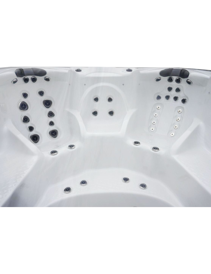 SPA ISTRICE DIMENSIONI 3900x2280x1350 mm
