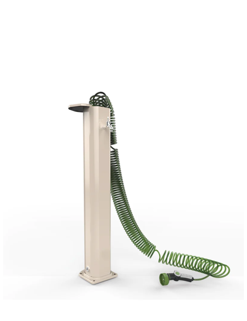 FONTANA TRADIZIONALE GS145 CON PORTAGOMMA E PISTOLA IRRIGAZIONE